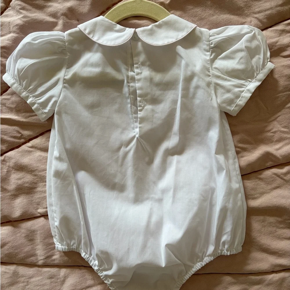 Feltman Brothers Classic White Baby Bubble with Pink trim collar- like new - 12m - Picture 2 of 3